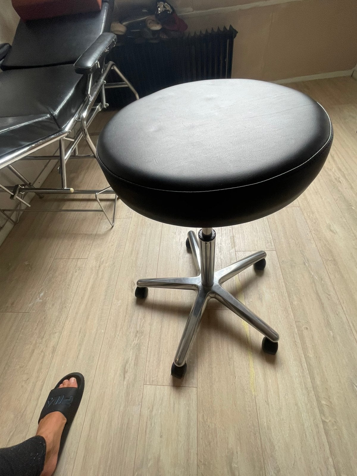 Kapper stoel te koop nette staat, Ophalen, Zo goed als nieuw, Hout
