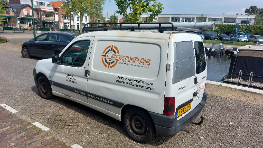 Peugeot Partner 1.4 170C 2007, Auto's, Voorwielaandrijving, Stof, 4 cilinders, Wit