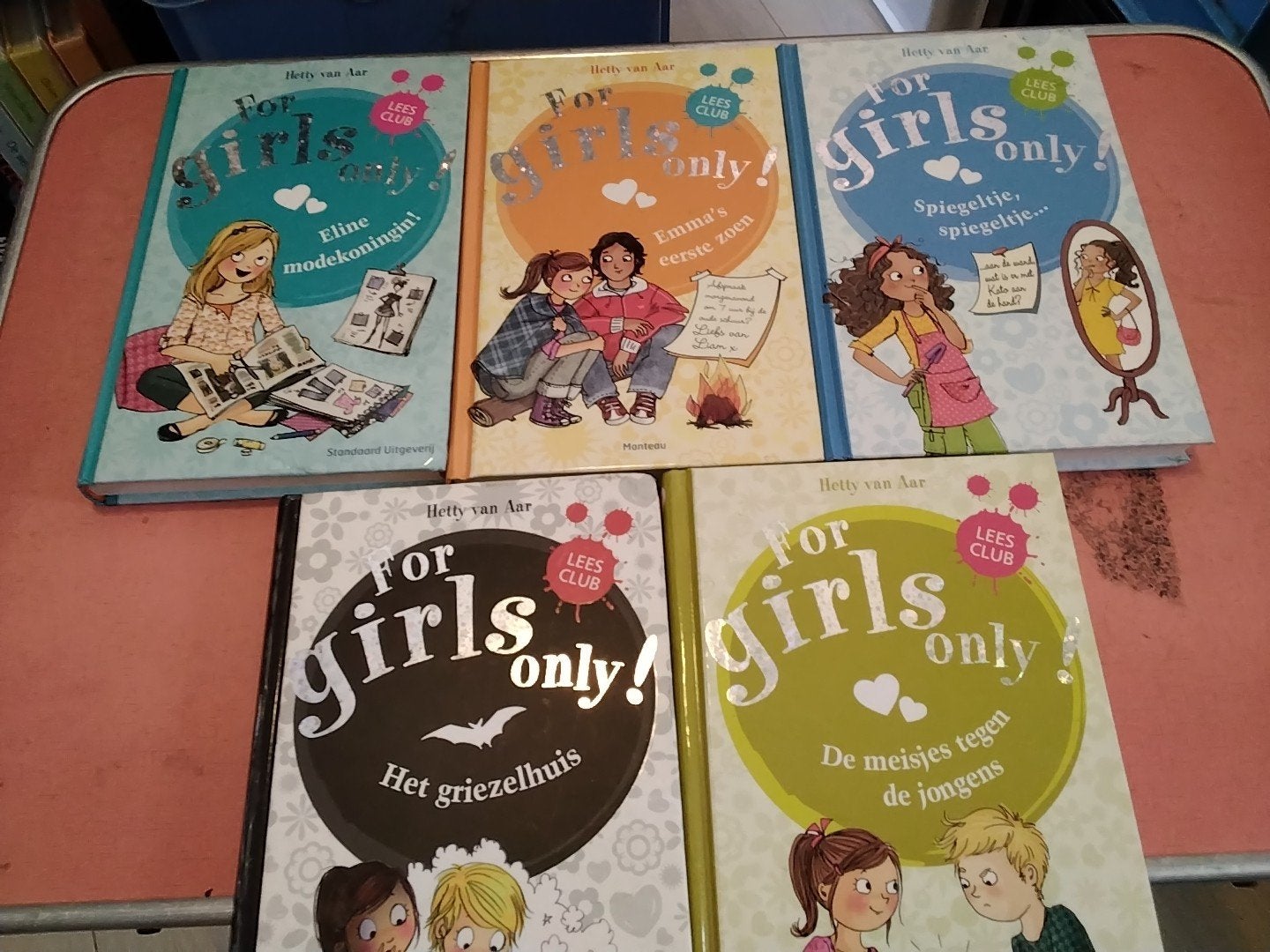 Hette van aar for Girls online 3.50 per stuk zie omschrijvin, Ophalen of Verzenden, Zo goed als nieuw