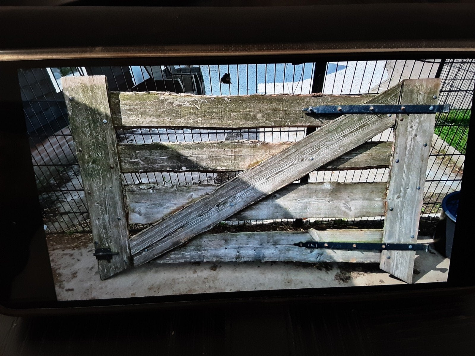 Houten hekwerk met beslag, Ophalen, Met poort, Gebruikt, Tuinhek