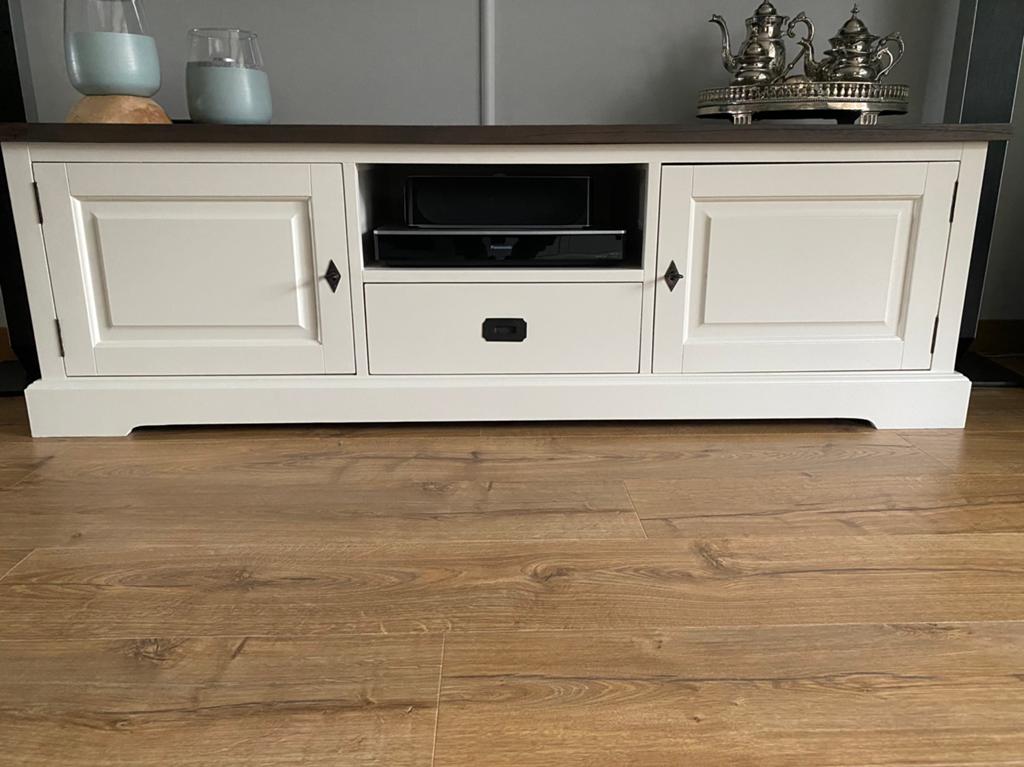 TV meubel Lakewood, Huis en Inrichting, Kasten | Televisiemeubels, Ophalen, 150 tot 200 cm, Minder dan 100 cm, 25 tot 50 cm