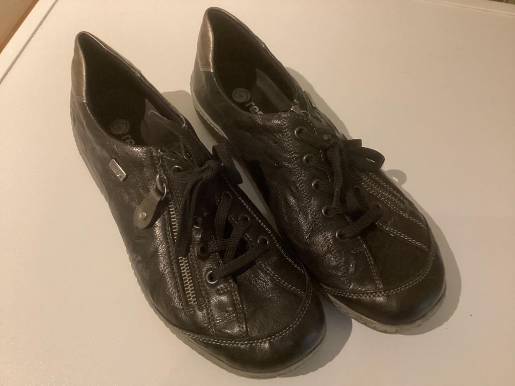 Damesschoenen Remonte 40 zwart, Ophalen of Verzenden, Zo goed als nieuw, Zwart, Sneakers of Gympen