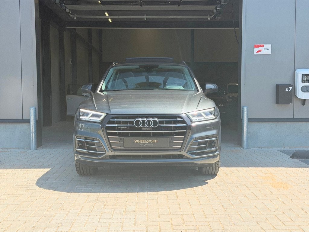 Audi Q5 55 TFSI e quattro S-line|Luchtvering|Pano|B&O|HUD, Auto's, Audi, Automaat, Euro 6, 4 cilinders, Bedrijf