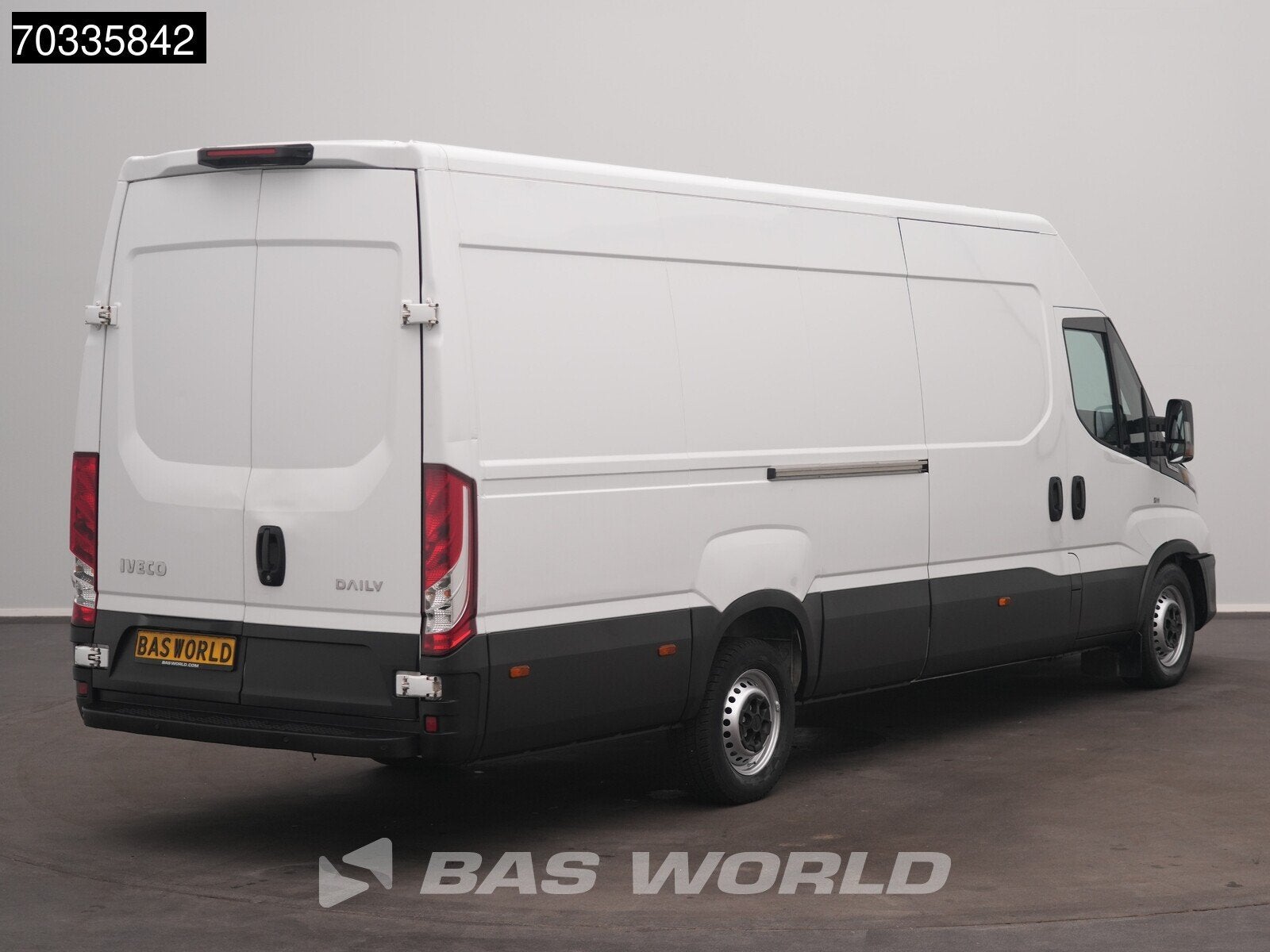 Iveco Daily 35S16 Automaat 160PK L3H2 AC/Climate Camera Park, Auto's, Automaat, Stof, Gebruikt, Euro 6