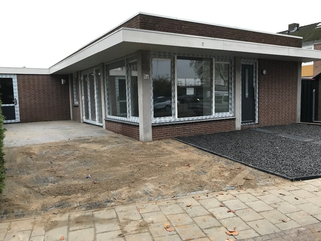 gelijkvloerse  4 kamer  woning te huur kerkdriel, Huizen en Kamers, Huizen te huur, 135 m², Direct bij eigenaar, Kerkdriel, 4 kamers