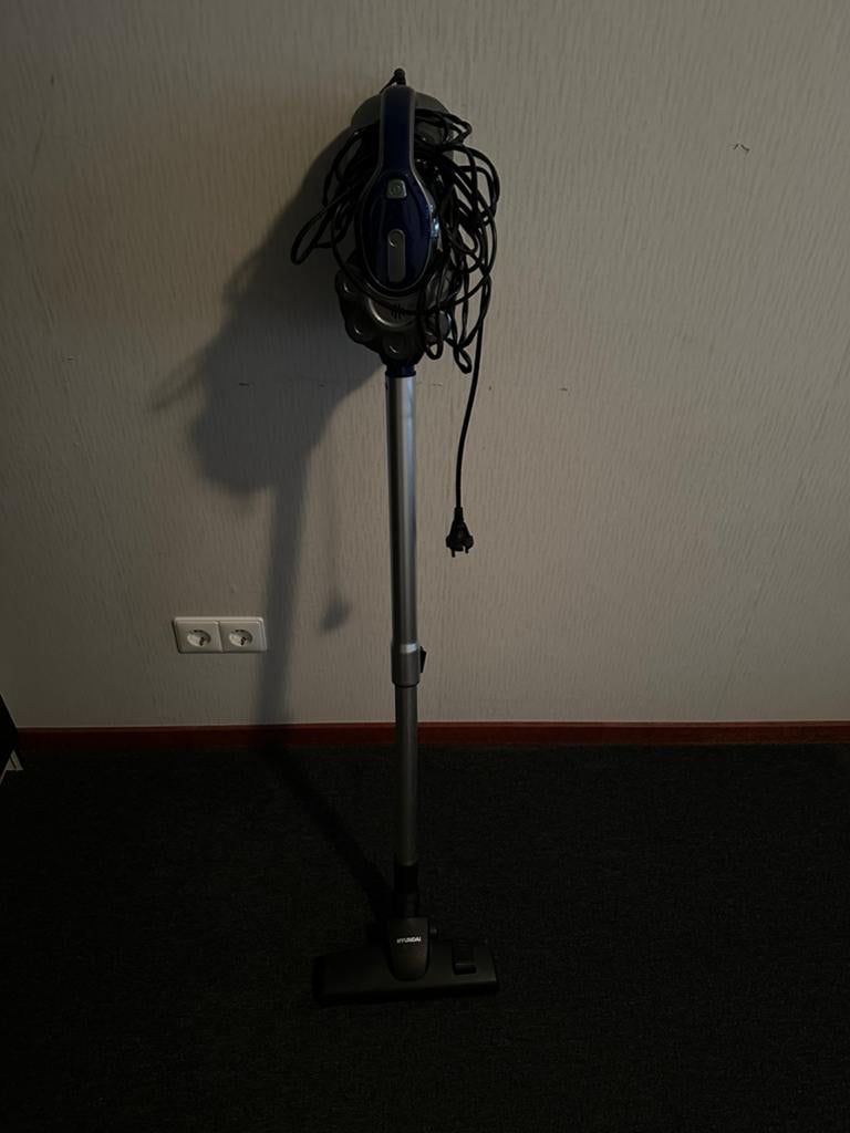 Hyunday steelstofzuiger, Witgoed en Apparatuur, Stofzuigers, Ophalen, Overige merken, Gebruikt, Minder dan 1200 watt