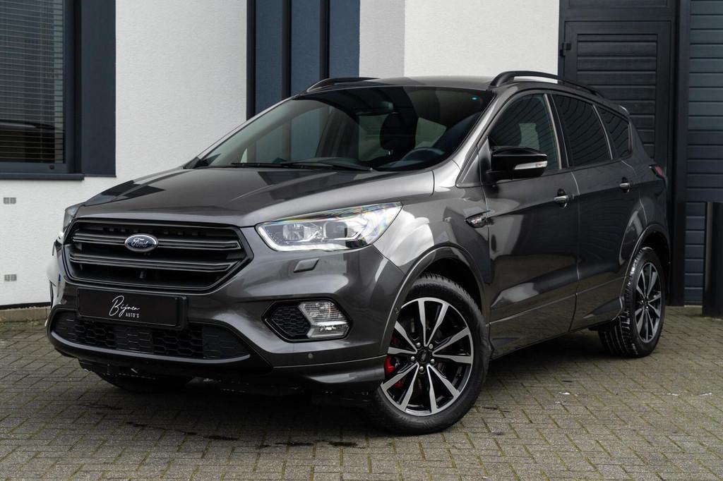 Ford Kuga 1.5 EcoBoost ST Line TREKHAAK / CAMERA / DESIGN PA, Voorwielaandrijving, Zwart, 4 cilinders, 150 pk