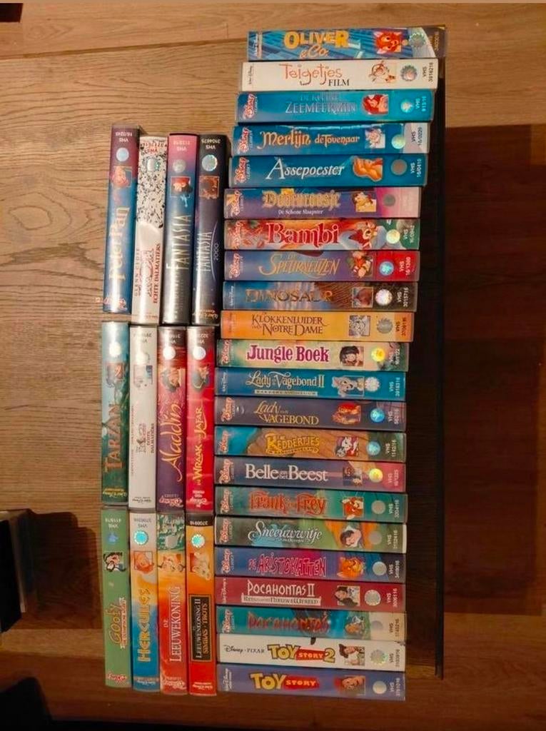 31 Disney / Disney Classic / Disney Pixar videobanden., Cd's en Dvd's, VHS | Kinderen en Jeugd, Alle leeftijden, Ophalen of Verzenden
