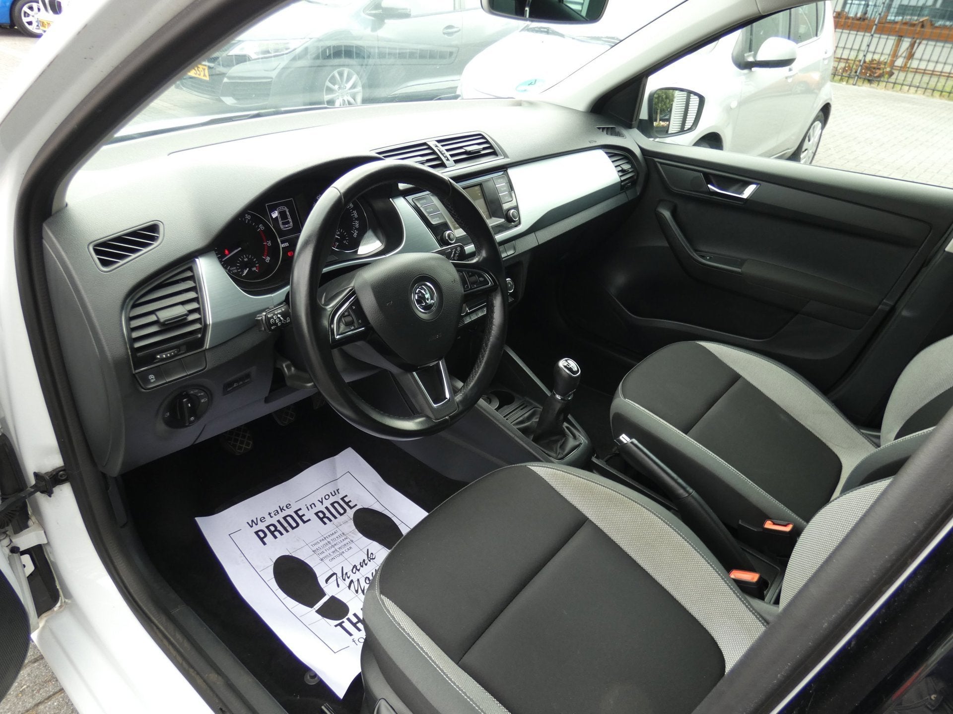 Skoda Fabia Combi Airco|Eleck.pakket|LMV, Auto's, Stof, Gebruikt, Euro 6, 4 cilinders