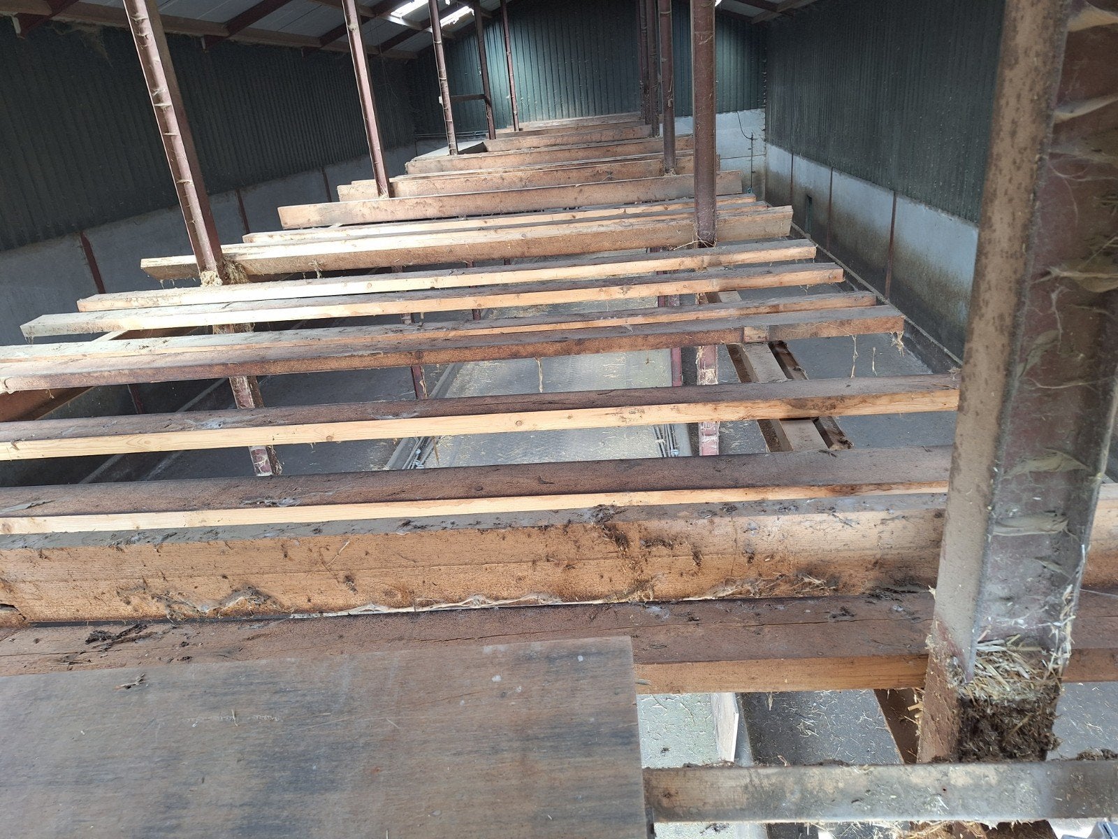 circa 50 balken gebruikt 4,80 mtr 210x70mm, Doe-het-zelf en Verbouw, Ophalen, Zo goed als nieuw, Balk, Overige houtsoorten