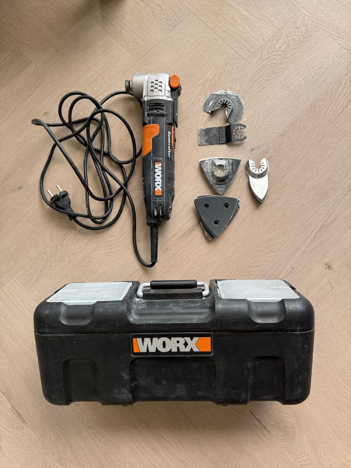Worx Sonicrafter Multitool met accessoires en koffer, Doe-het-zelf en Verbouw, Gereedschap | Handgereedschap, Ophalen, Gebruikt
