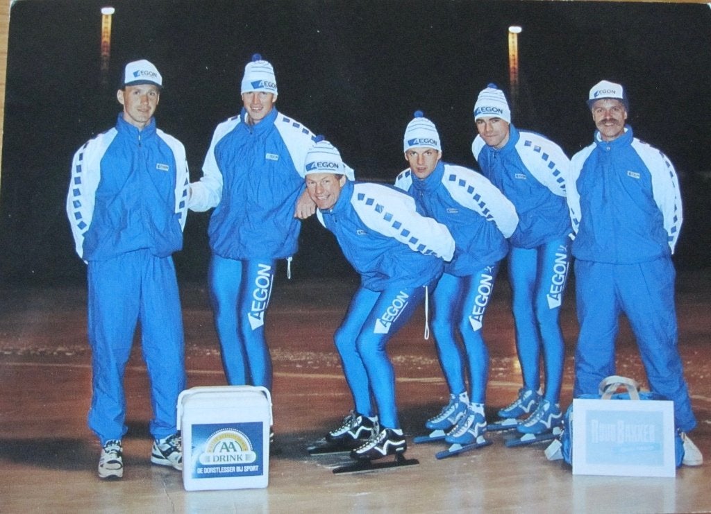 Aegon marathon schaatsploeg in 1990 - nieuw, Ophalen of Verzenden, 1980 tot heden, Ongelopen, Sport en Spel
