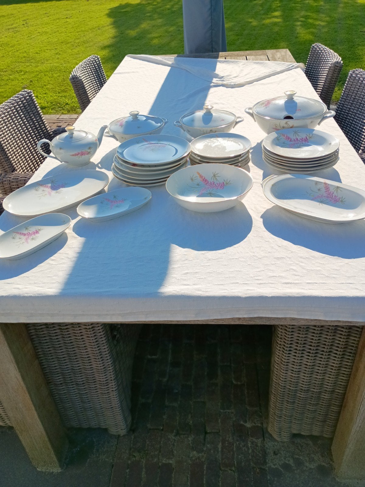 Verzameling brocante servies delen het Molentje  Lupine, Ophalen, Porselein, Overige stijlen, Overige typen