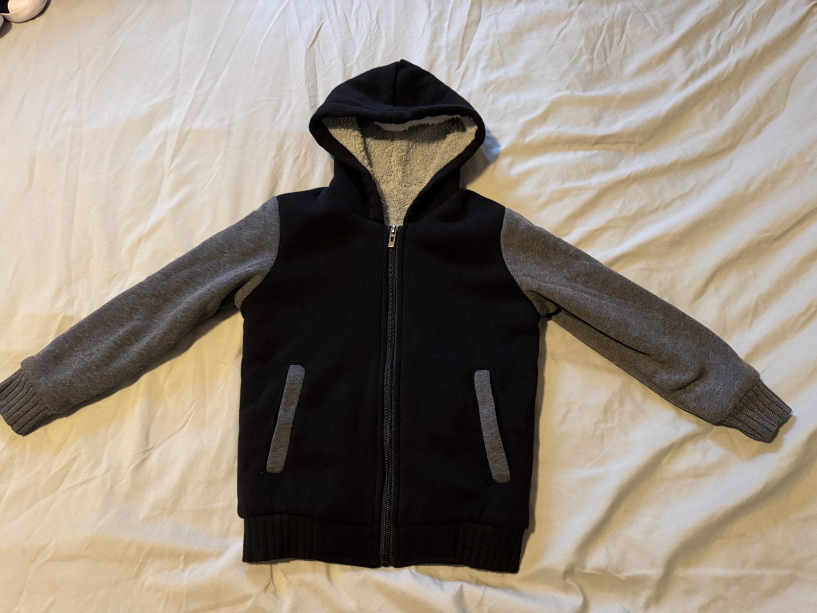 Warme hoodie met teddy voering - Maat 8, Ophalen of Verzenden, Gebruikt, Jongen of Meisje