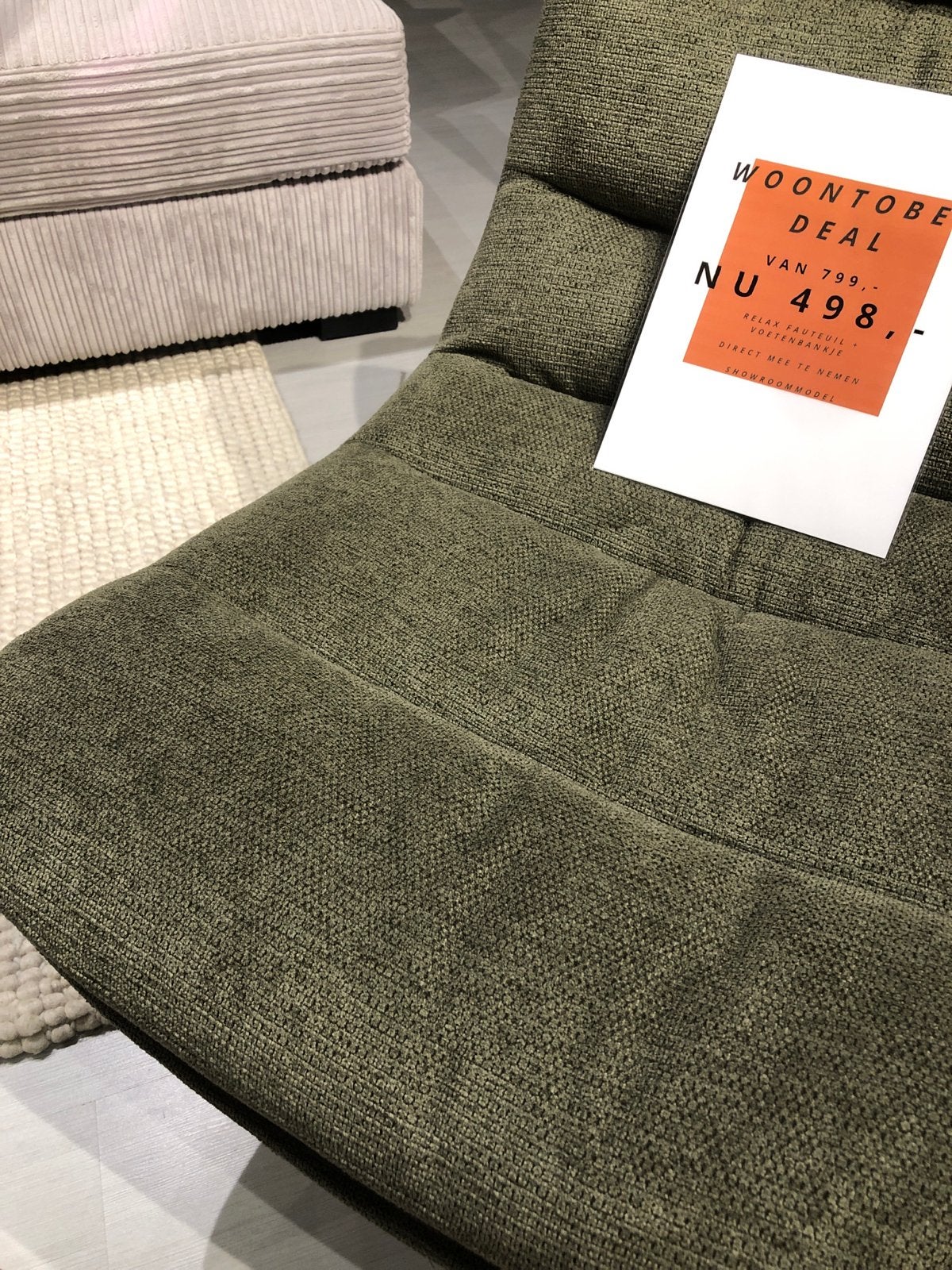 Relaxfauteuil met voetenbankje - Direct leverbaar!, Ophalen, Nieuw, Stof