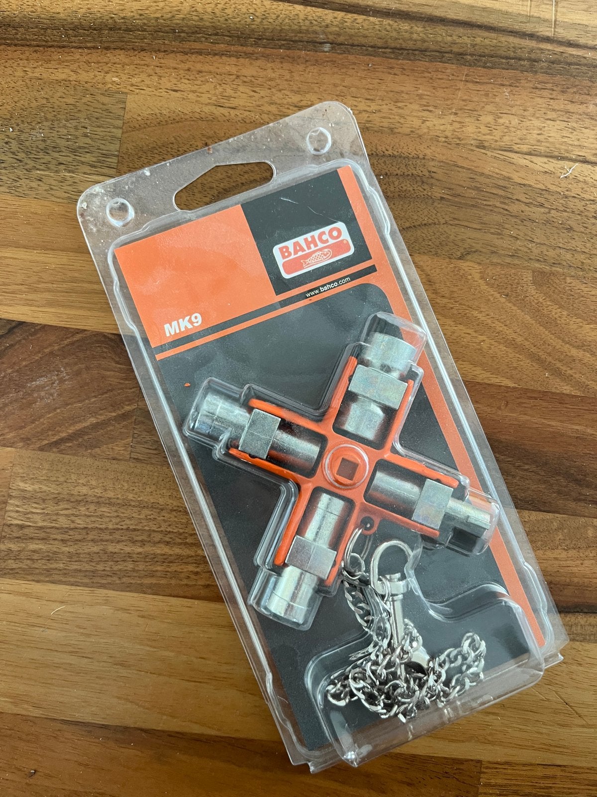 Bahco MK9 Universele Kruissleutel voor Radiatoren en Kranen, Doe-het-zelf en Verbouw, Gereedschap | Handgereedschap, Ophalen of Verzenden