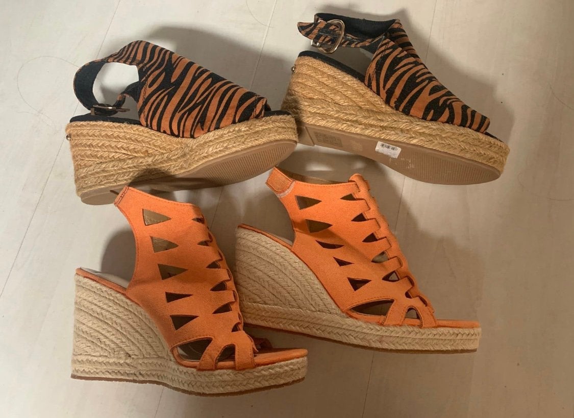 2 paar sleehak schoenen maat 38 voor 5,50 per paar, Ophalen of Verzenden, Zo goed als nieuw, Zwart