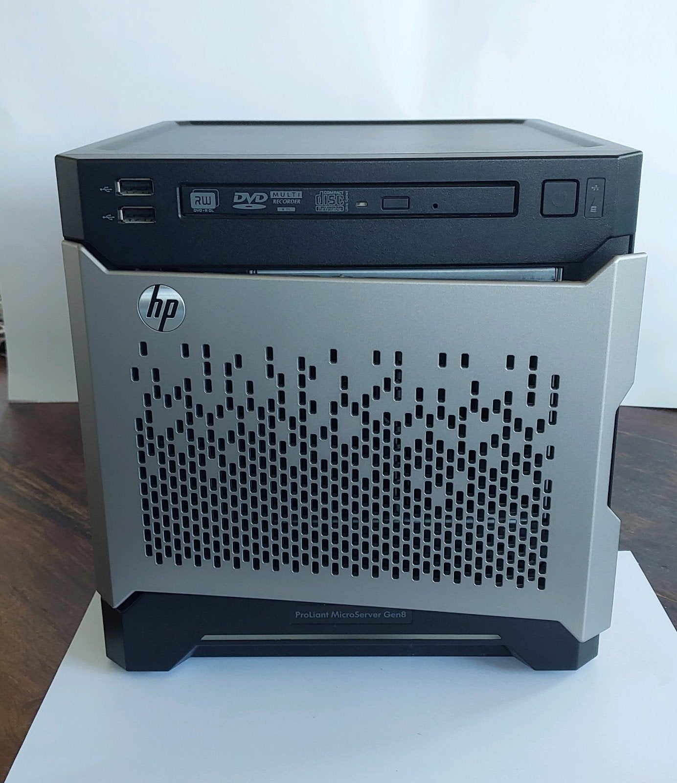 HP ProLiant MicroServer Gen8 - Compacte thuisserver, Gebruikt, HDD, Intel, Hewlett Packard (HP)