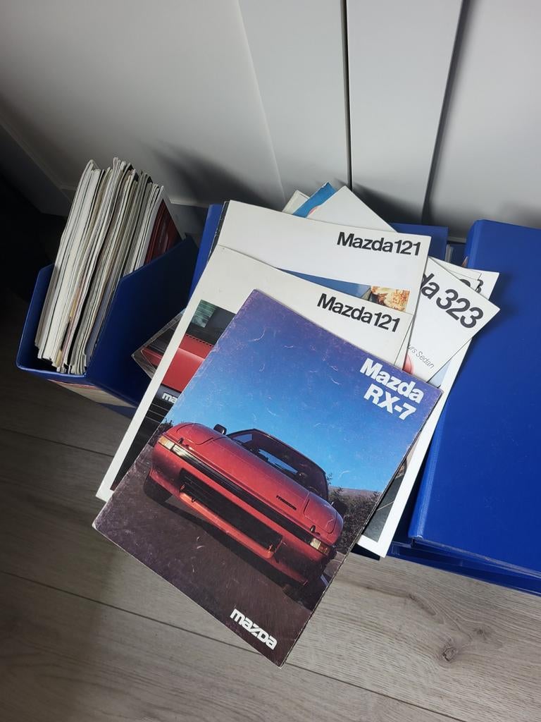 Grote collectie autofolders jaren 70, 80 en 90, Ophalen