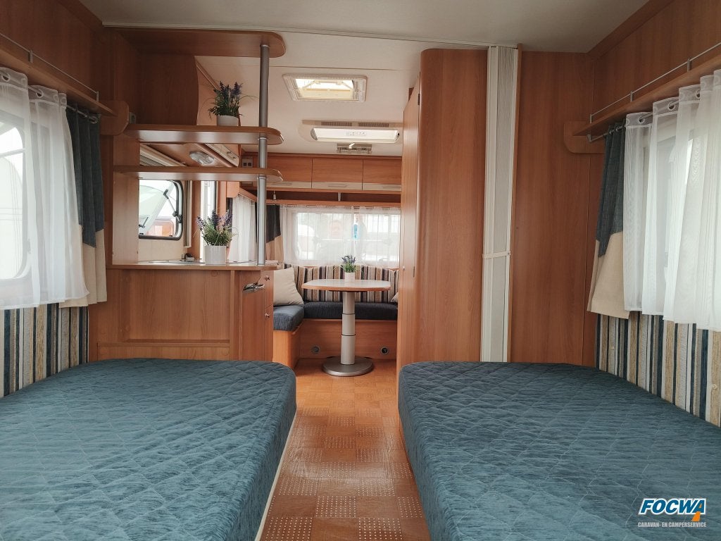 Caravelair Ambiance Style 450 LJ Mover 2 Enkele Bedden Zit, Rondzit, Bedrijf, Schokbreker, 4 tot 5 meter