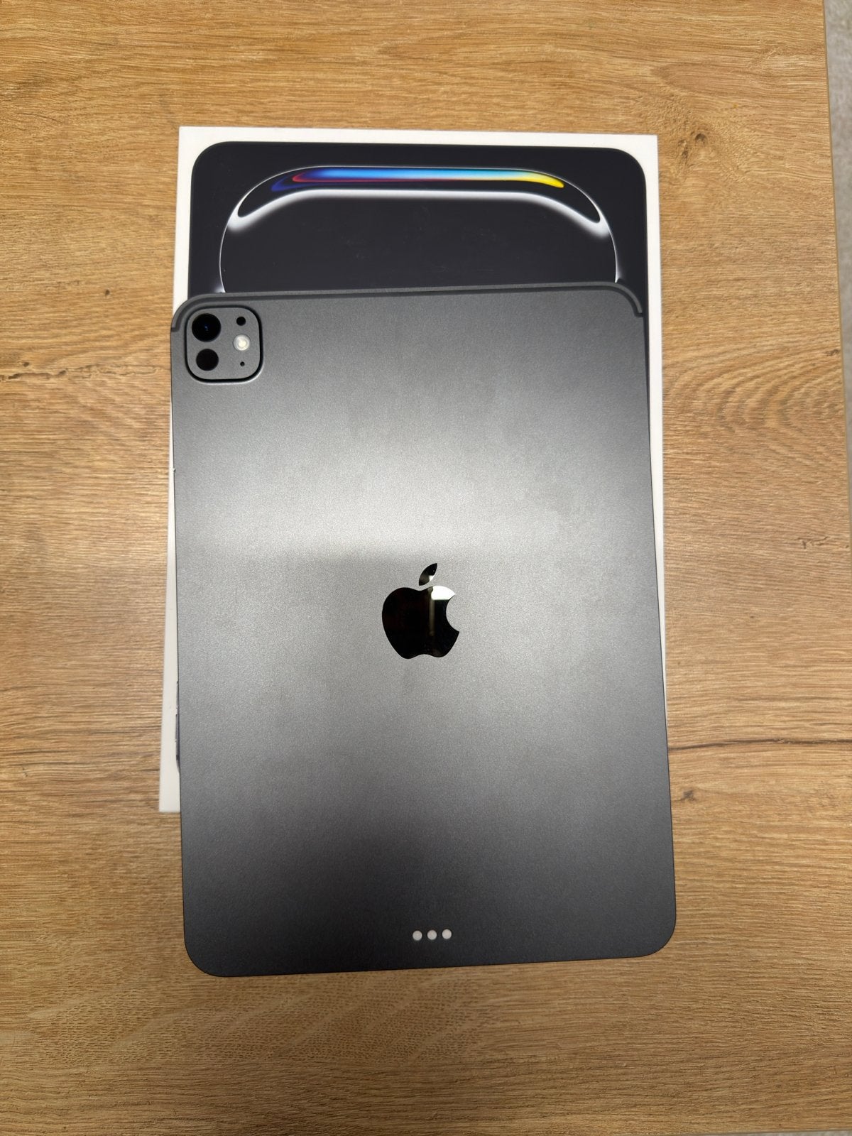 Foto 3 van Apple iPad Pro 11-inch 256Gb Wi-Fi Spacegrijs (2026)