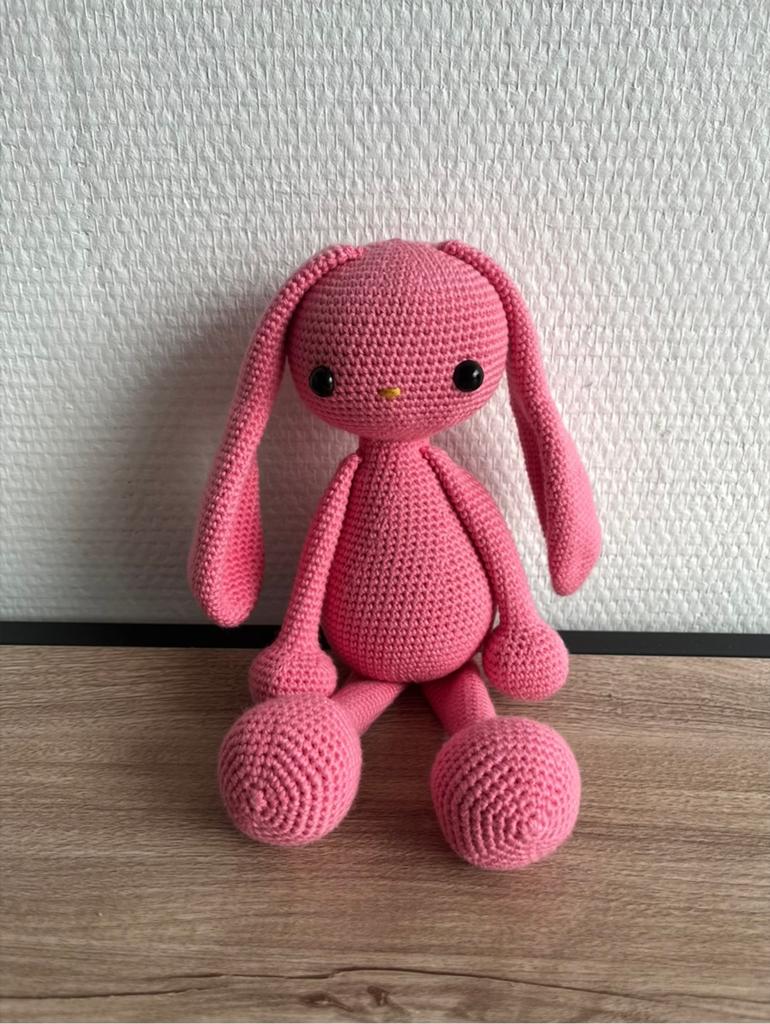 Nieuwe gehaakte knuffel konijn, Kinderen en Baby's, Speelgoed | Knuffels en Pluche, Ophalen of Verzenden, Nieuw, Konijn