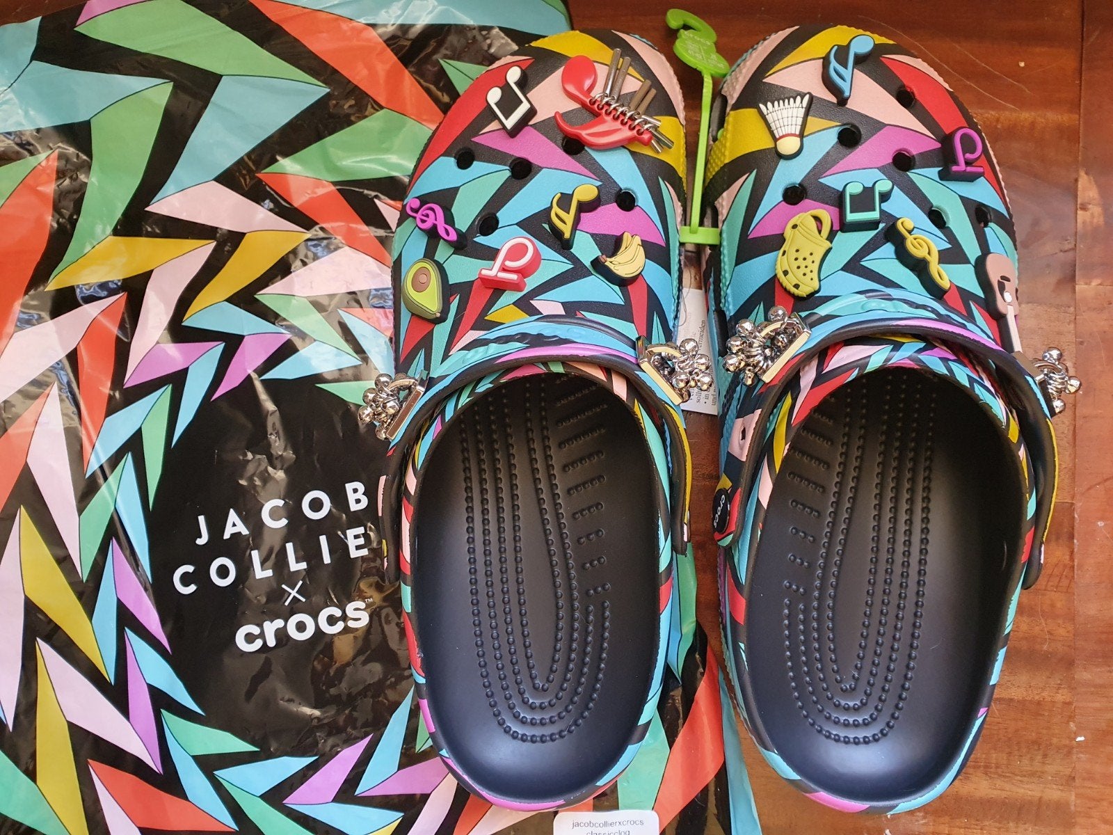 Jacob Collier x Crocs Classic Clog - Maat 41/42, Kleding | Dames, Schoenen, Slippers, Overige kleuren, Verzenden, Nieuw