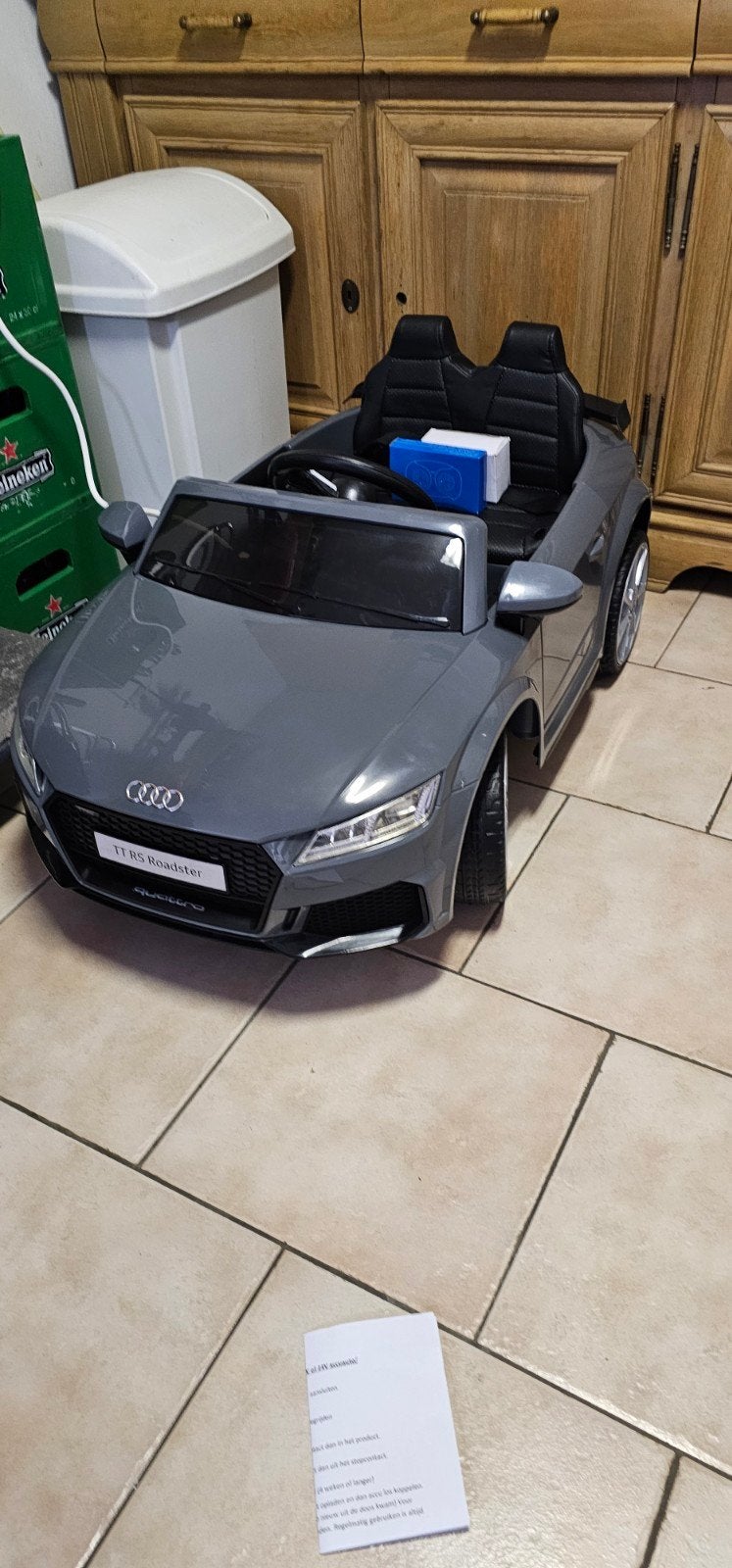 Audi TT RS Roadster kinder accu auto, Kinderen en Baby's, Ophalen, Zo goed als nieuw, Afstandsbediening