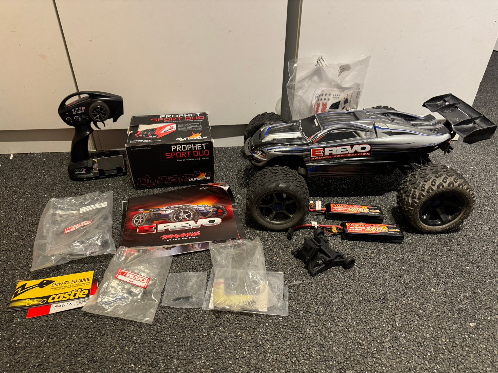 Traxxas E Revo 1/8, Ophalen of Verzenden, Gebruikt, Schaal 1:8, Auto offroad