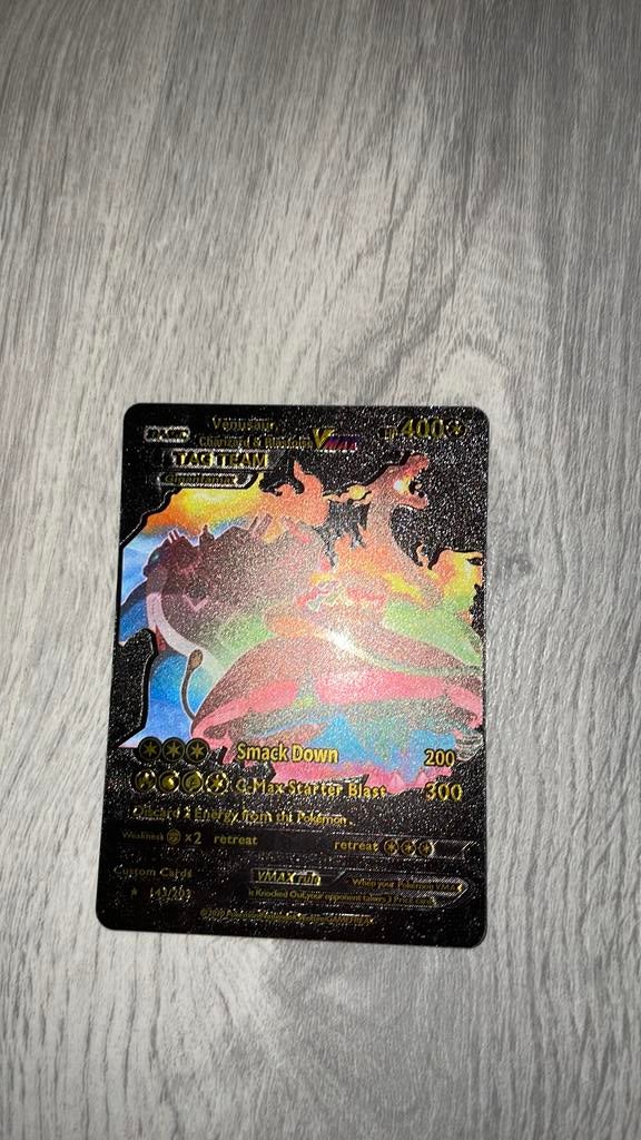 Pokemon charizard, Ophalen of Verzenden, Zo goed als nieuw