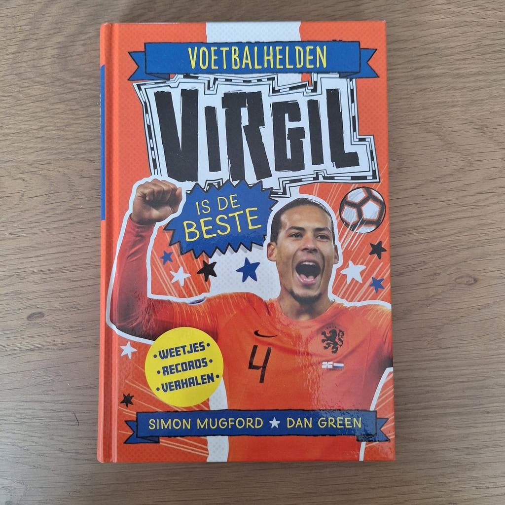 Boek Voetbalhelden Virgil is de Beste! (nette staat), Boeken, Ophalen of Verzenden, Zo goed als nieuw, Simon Mugford, Dan Green