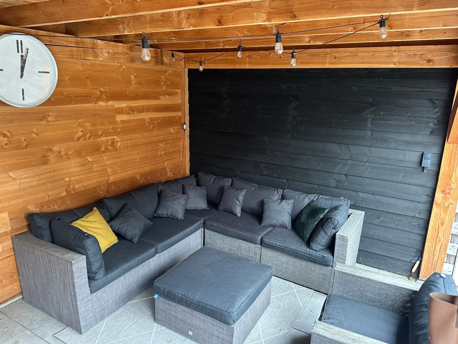 Loungeset/hoekbank, Tuin en Terras, Ophalen, 5 zitplaatsen, Kunststof, Zo goed als nieuw