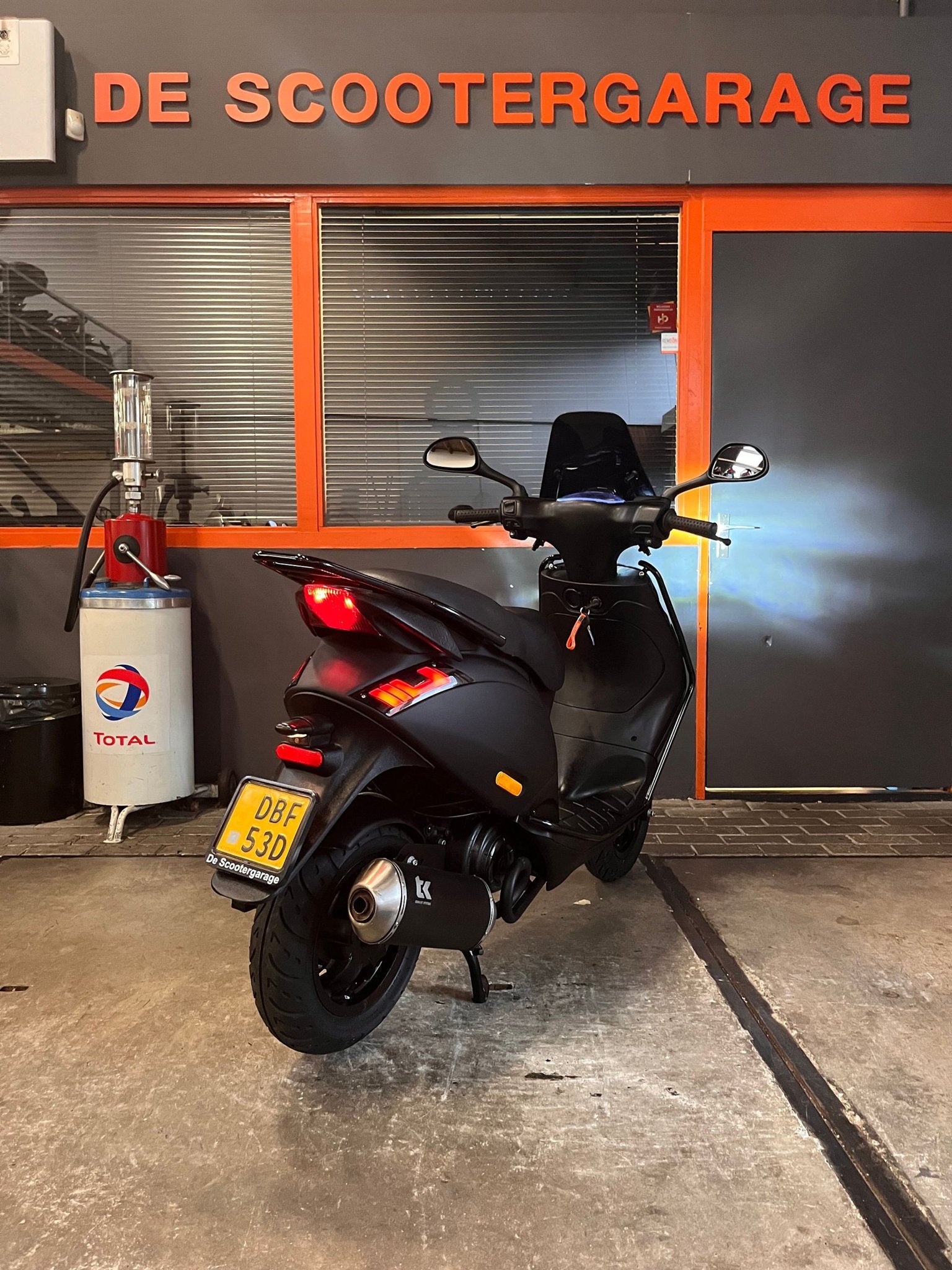 Piaggio Zip 45km brom e3 SP 2015 FULL Black on Black, -, Maximaal 45 km/u, -, Zip