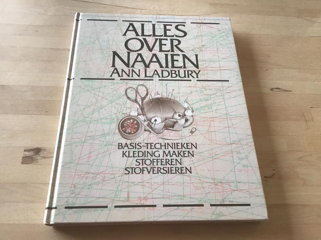 Alles over naaien - Ann Ladbury, Boeken, Ophalen of Verzenden, Zo goed als nieuw