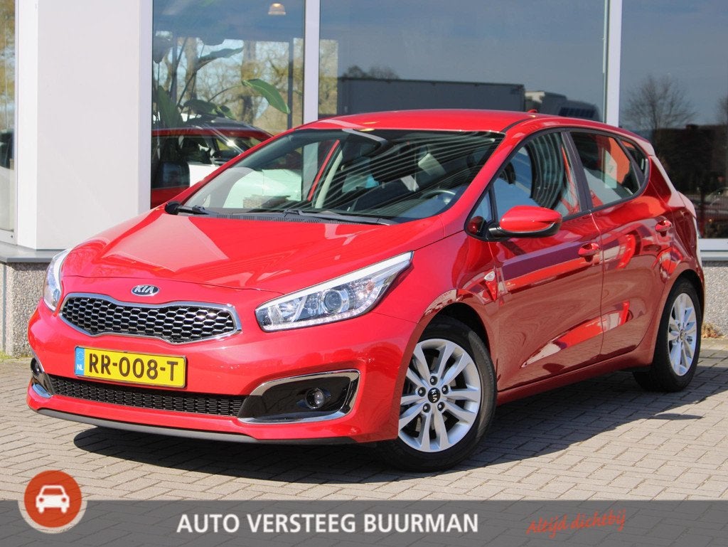 Kia Ceed 1.0 T-GDi ComfortPlusLine Navigator Afneembare Trek, Auto's, Kia, Voorwielaandrijving, Stof, Gebruikt, Euro 6