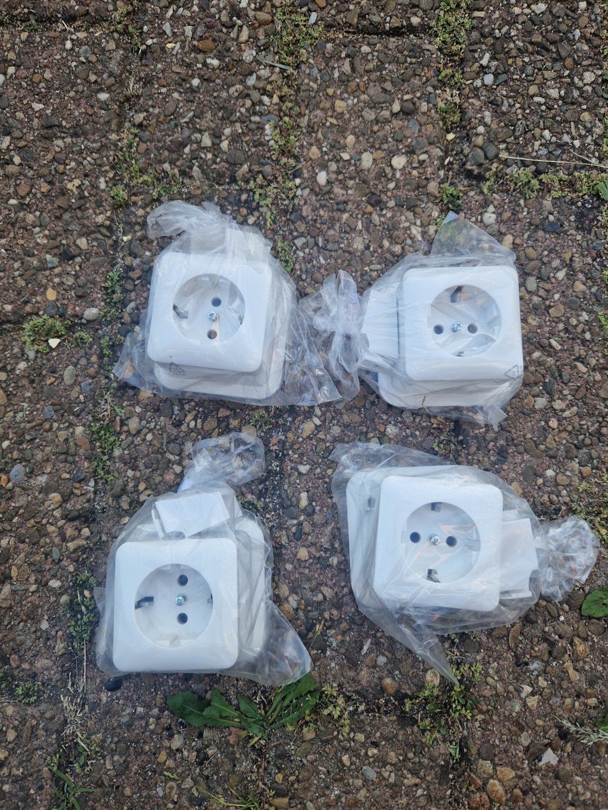 4x Gira Systeem 55 wandcontactdoos RA opbouw glanzend wit, Doe-het-zelf en Verbouw, Elektra en Kabels, Ophalen