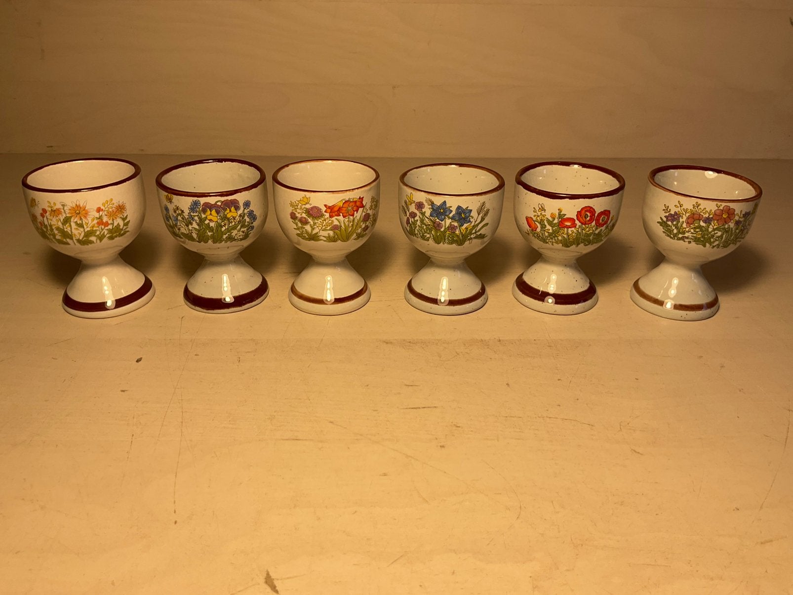 Zes verschillende vintage Wildflower eierdoppen, Huis en Inrichting, Overige typen, Ophalen of Verzenden, Overige stijlen, Glas