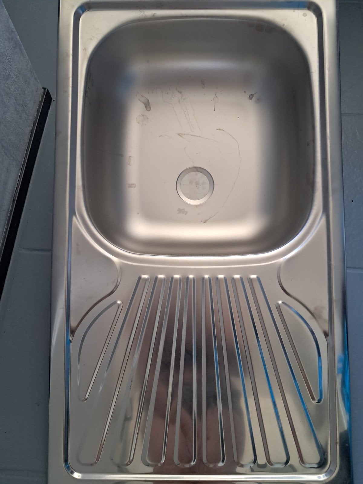 RVS spoelbak met afdruiprek en sifon, Ophalen, Nieuw, Rvs, Wastafel
