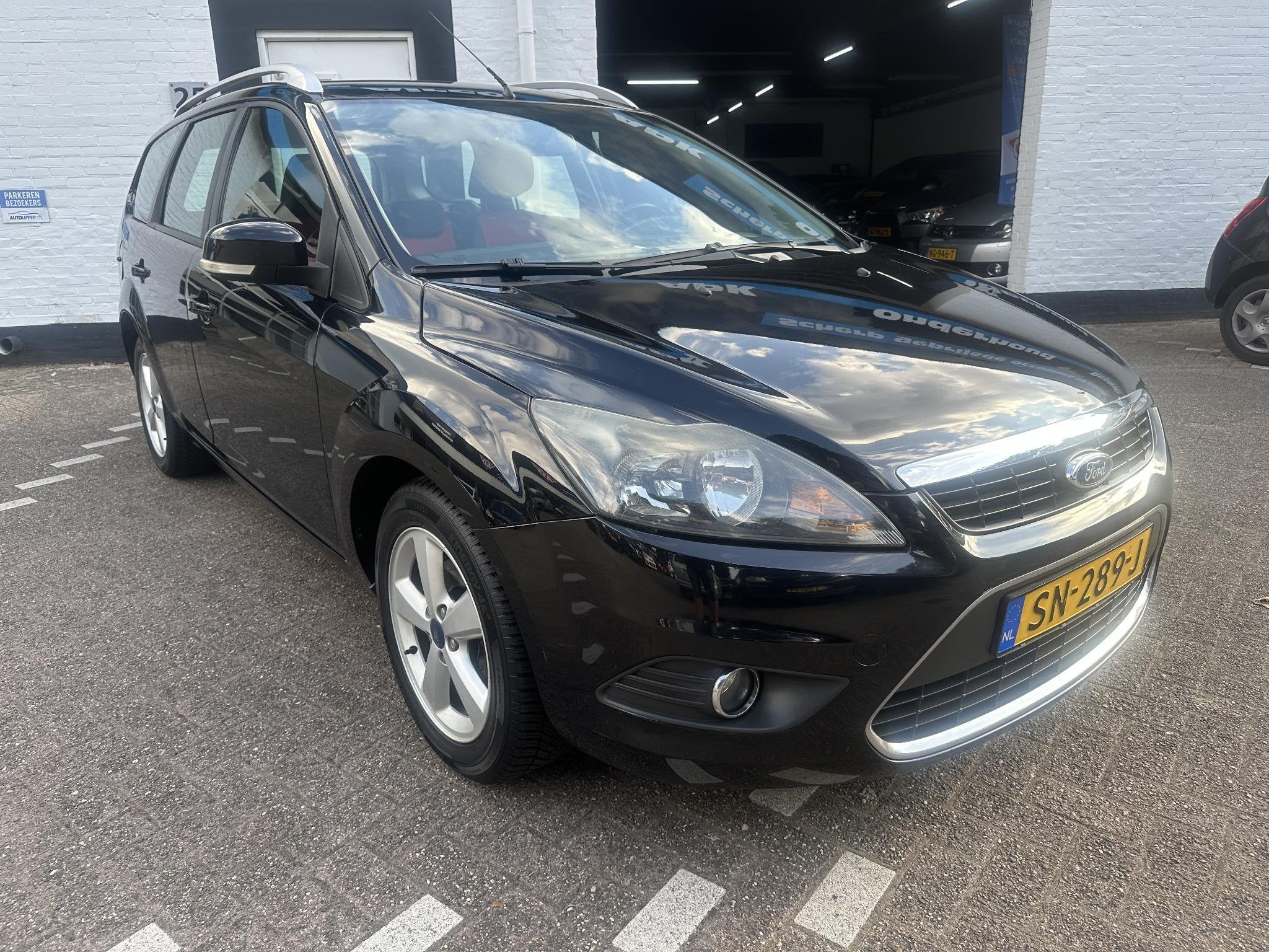 Ford Focus Wagon 1.6 Trend /APK 08-05-2027/AIRCO/LM VELGEN/A, Auto's, 1596 cc, Gebruikt, 4 cilinders, 635 kg