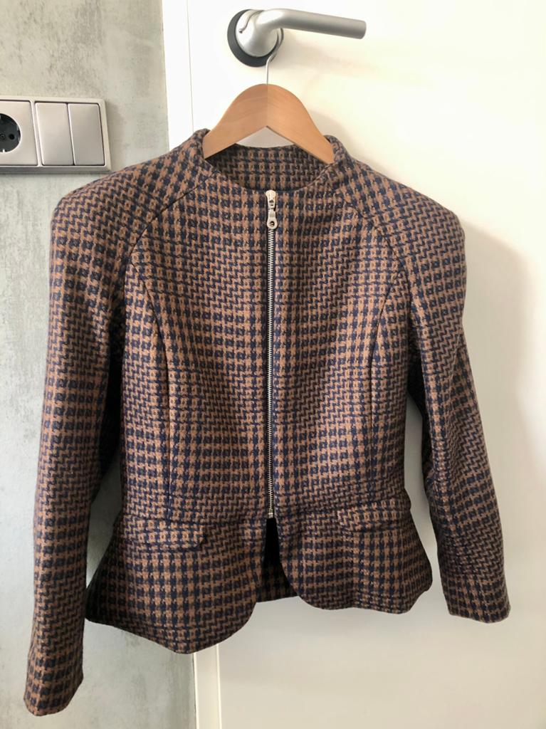 Corneliani Coco tweed peplum blazer jasje M, Ophalen of Verzenden, Zo goed als nieuw