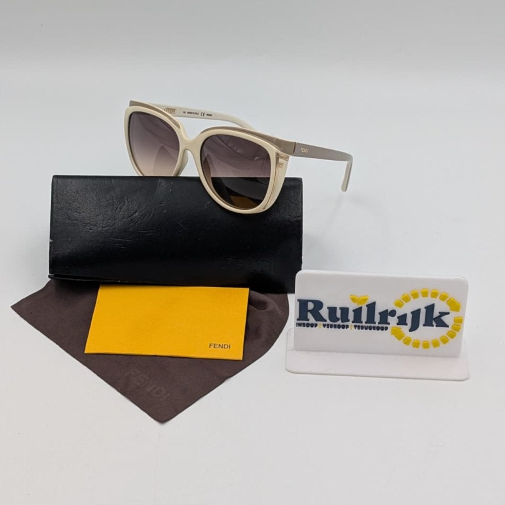 FENDI FS5283 Vintage zonnebril compleet origineel - Nette st, Flex Ltd., Zo goed als nieuw, https://flex.com/contact-us, Nobelstraat 10, 5807 GA Oostrum LB, Limburg, Nederland