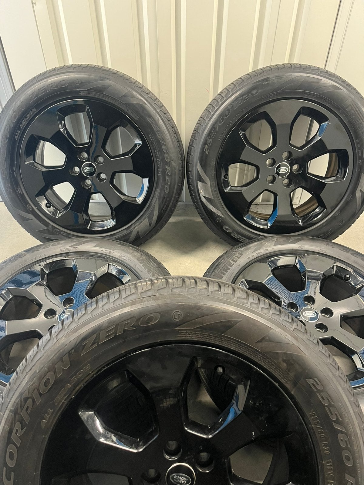 Land Rover Defender 20 inch Orgineel 5x120 Tpms, Auto-onderdelen, Ophalen, 255 mm, Banden en Velgen, Nieuw