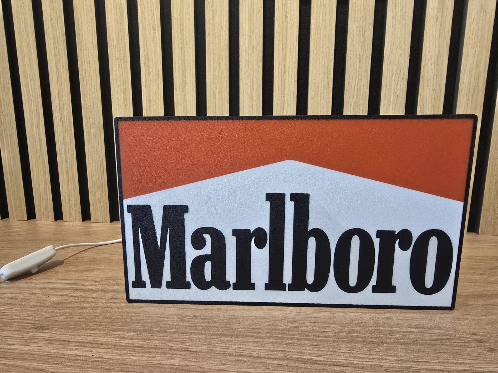 Marlboro Lichtbak - Unieke Decoratie, Met schakelaar, Overige merken, Gebruikt, Kunststof