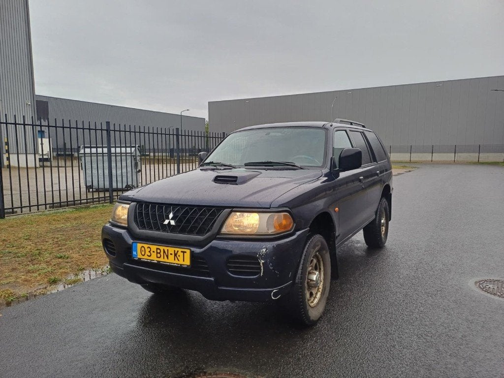 Mitsubishi Pajero Sport 2.5 TD GLX PV 4WD 2004 grijs kent., Zwart, 4 cilinders, Blauw, Bedrijf