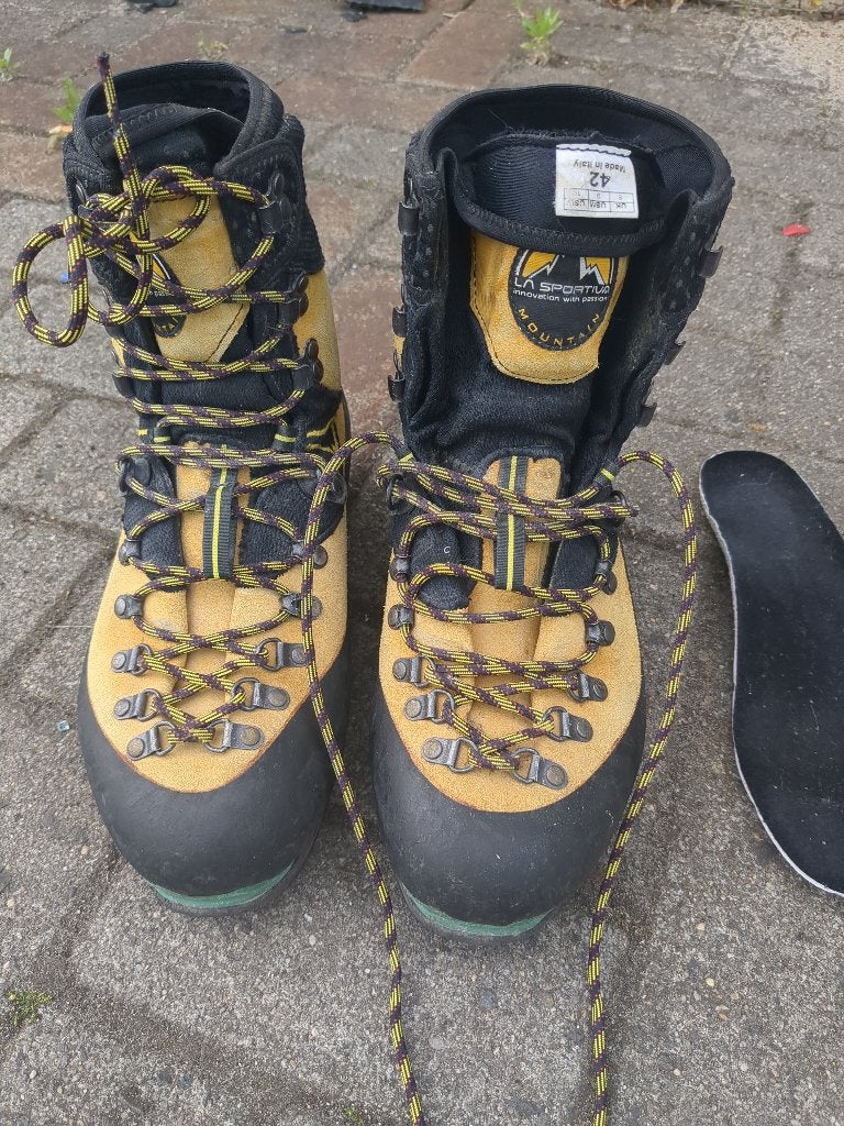 La Sportiva Nepal EVO, cat. D berg schoenen maat 42, Ophalen of Verzenden, Gebruikt, Schoenen