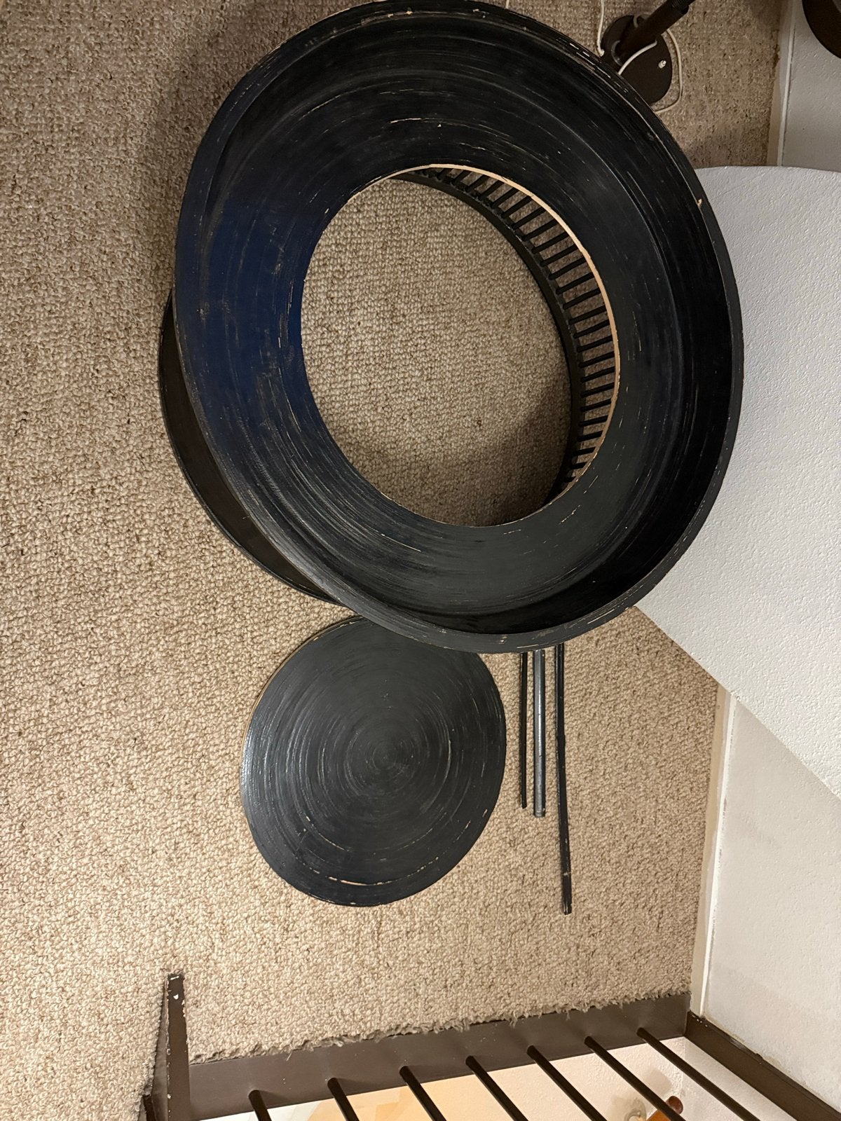 Vintage ronde salontafel/bijzettafel, zwart hout, Antiek en Kunst, Ophalen