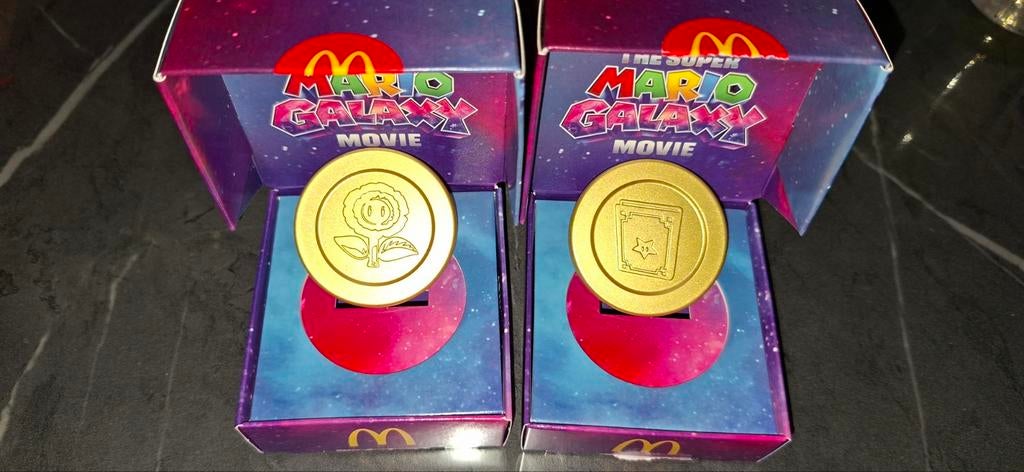 Super Mario gouden munten 2 setjes, Ophalen of Verzenden, Nieuw