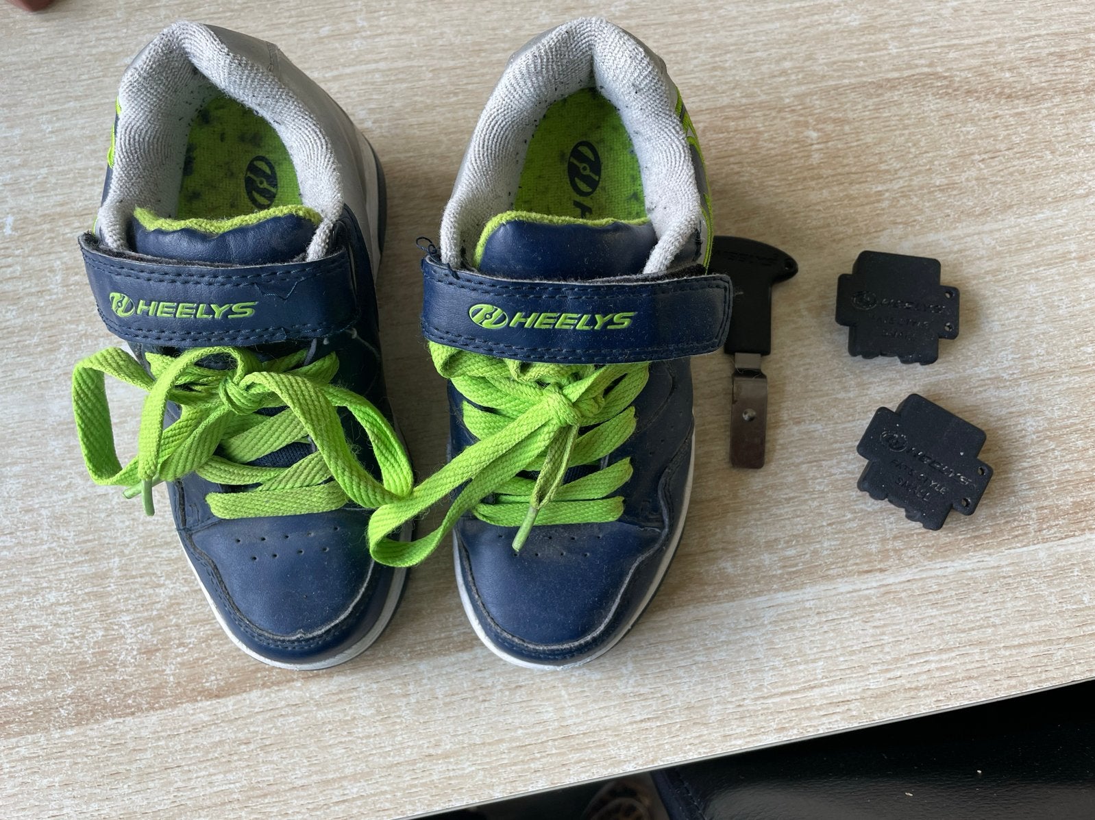Heelys rolschoenen maat 31, Ophalen of Verzenden, Zo goed als nieuw, Overige typen, Overige merken