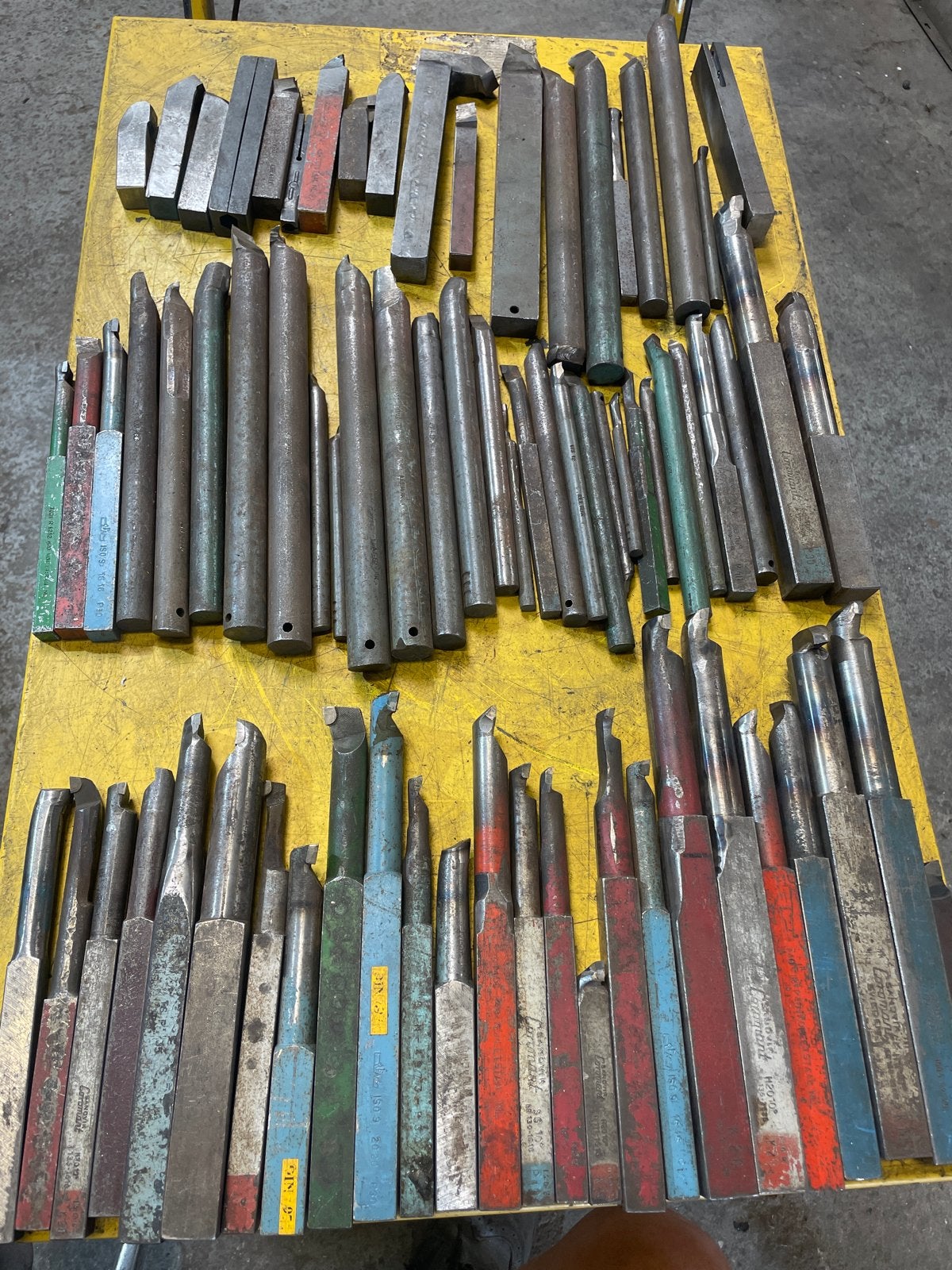 Ca. 75 stuks draaibeitels voor metaalbewerking, Ophalen, Gebruikt