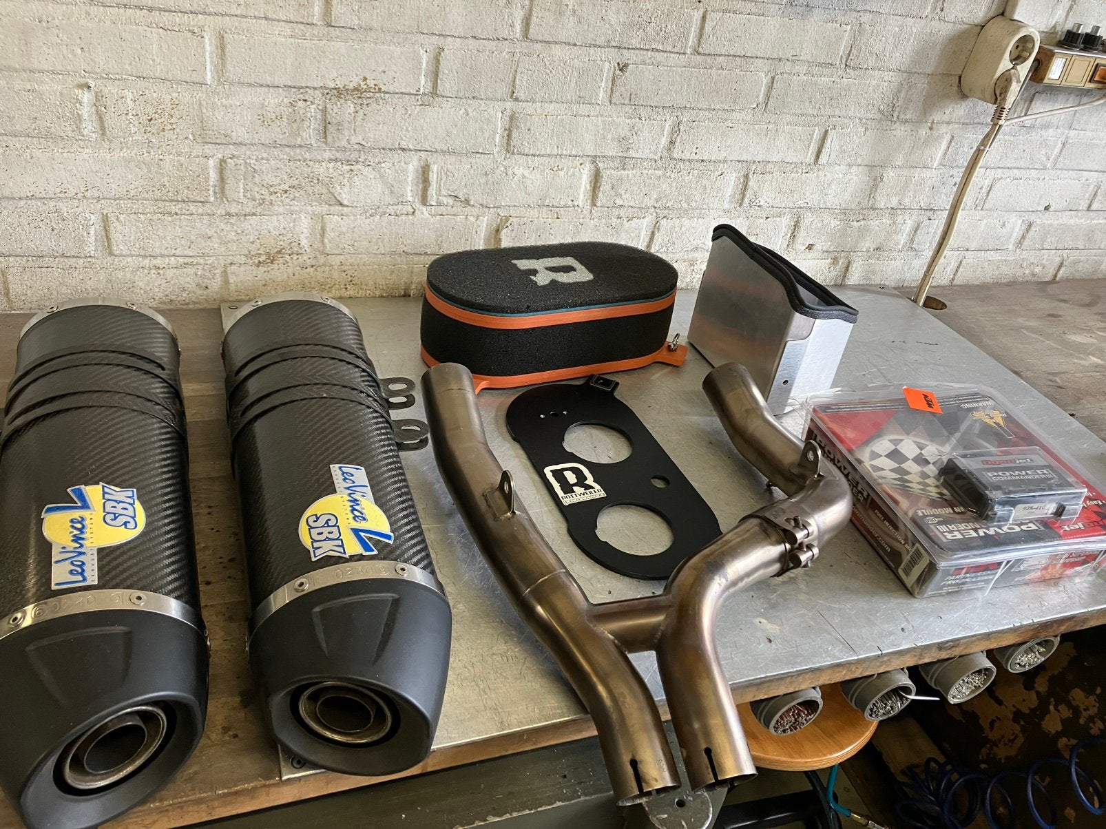 Dynojet Power Commander III, LeoVince SBK uitlaat, KTM onder, Motoren, Ophalen of Verzenden, Gebruikt